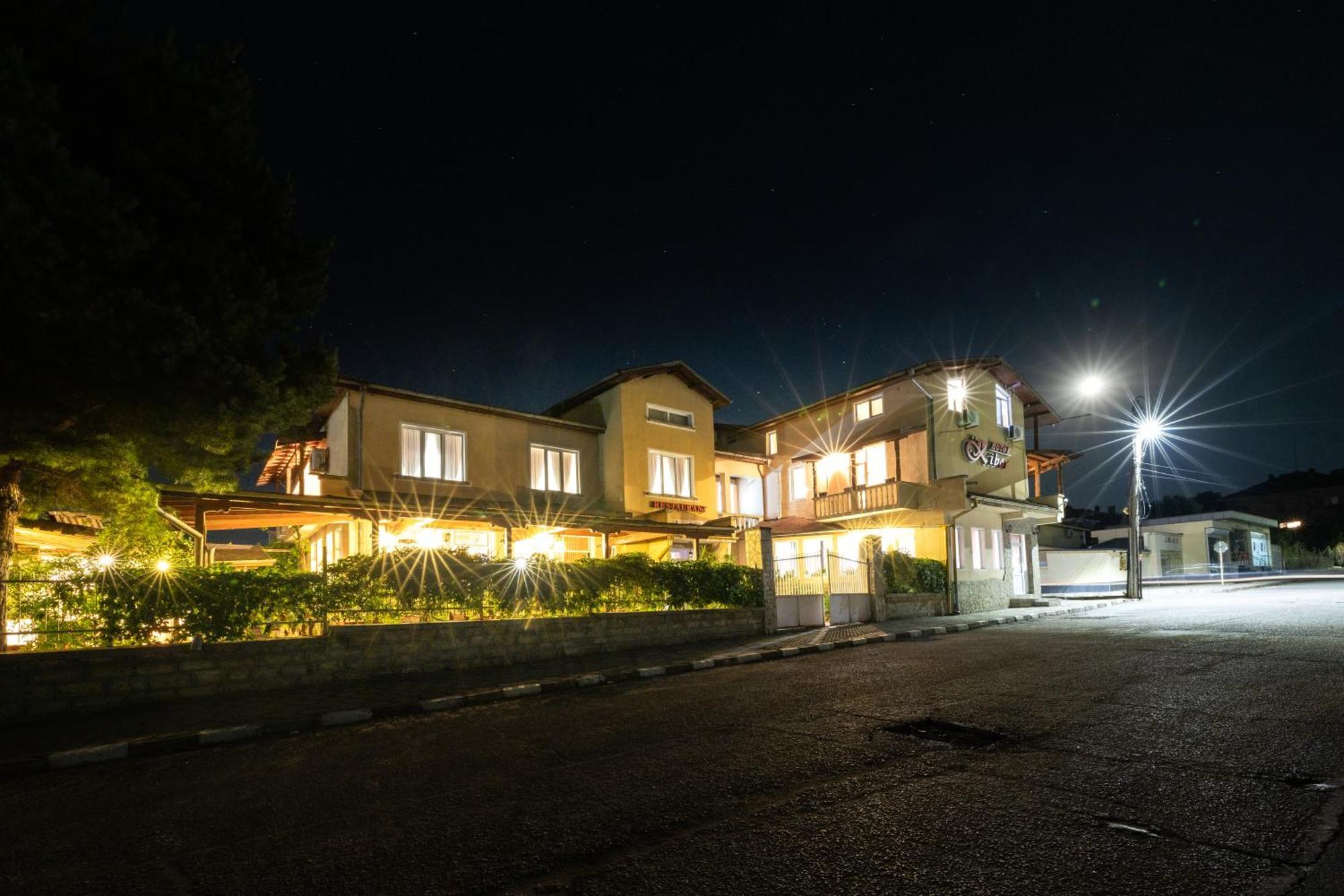 Hotel Kibor Gulubovo  Zewnętrze zdjęcie